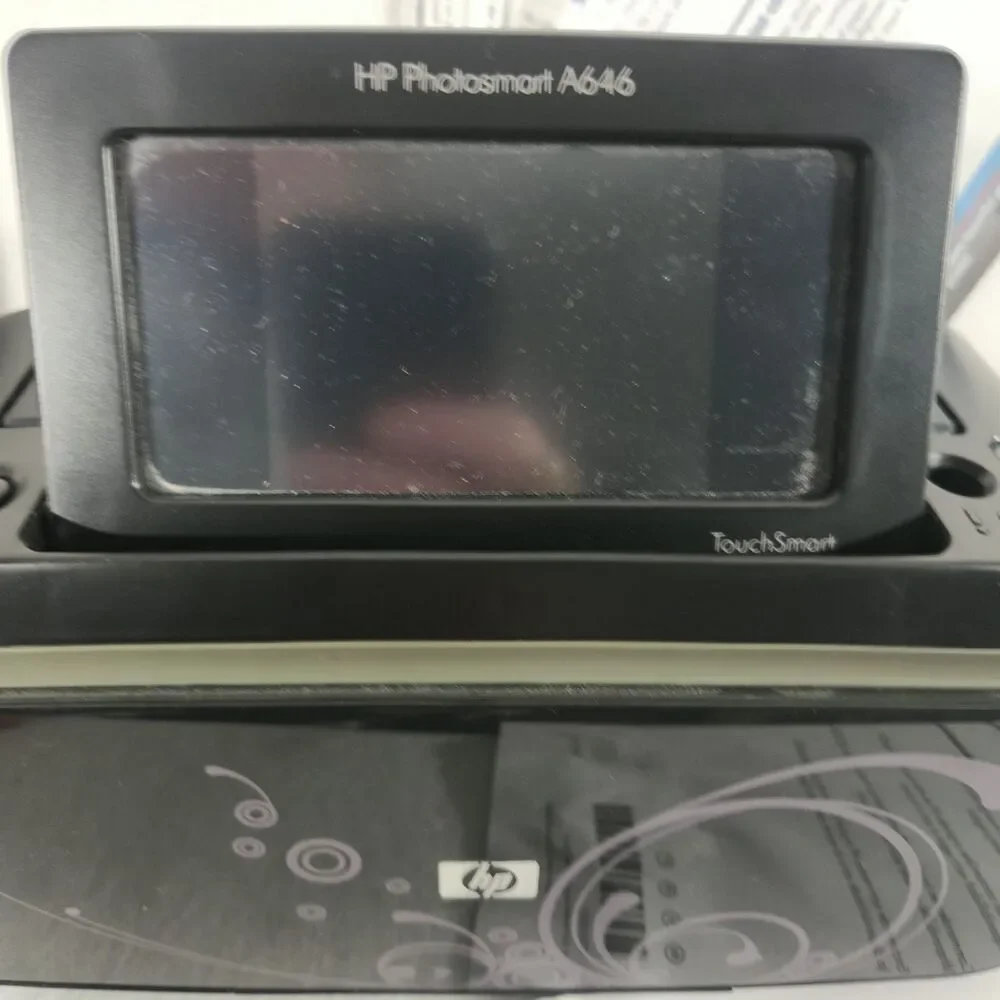 HP Photosmart A646 Digital Bluetooth Photo Inkjet Printer With Bag & Photo Paper